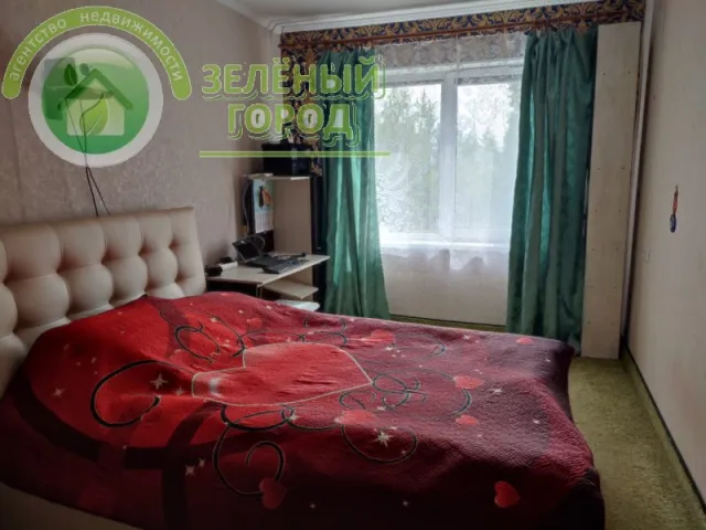 2-комнатная квартира 36 кв. м посёлок Каменка, Заводская улица,3