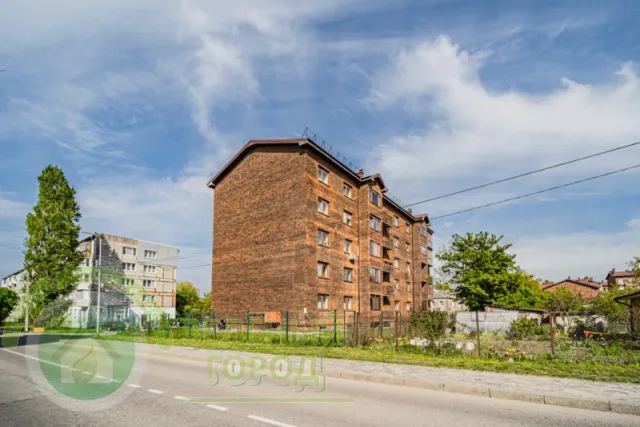 5-комнатная квартира 122 кв. м Пионерский, Южная улица