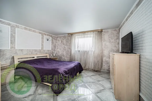 5-комнатная квартира 122 кв. м Пионерский, Южная улица