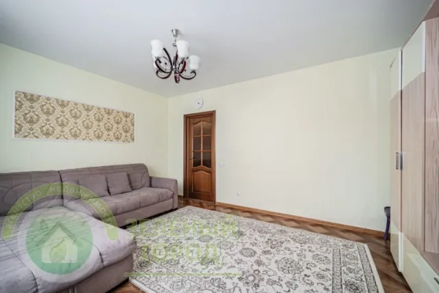 5-комнатная квартира 122 кв. м Пионерский, Южная улица
