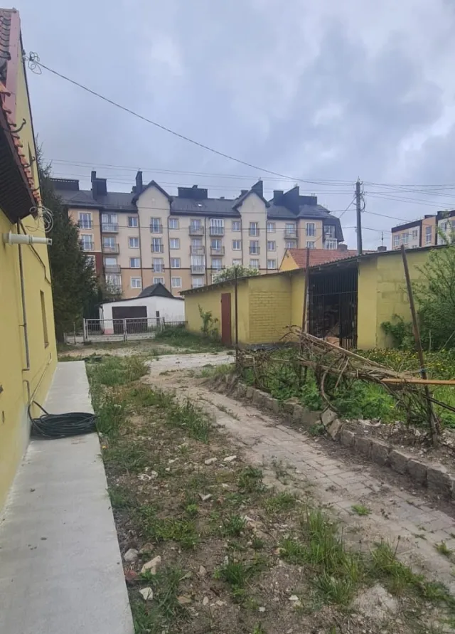 5-комнатная квартира 150 кв. м Пионерский, улица Стрелецкого,8