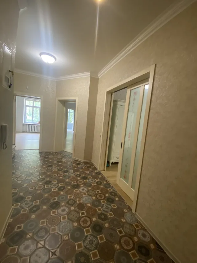 3-комнатная квартира 97 кв. м Калининград, Красная улица,7