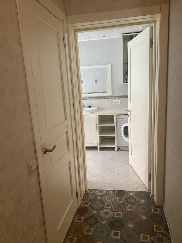 3-комнатная квартира 97 кв. м Калининград, Красная улица,7
