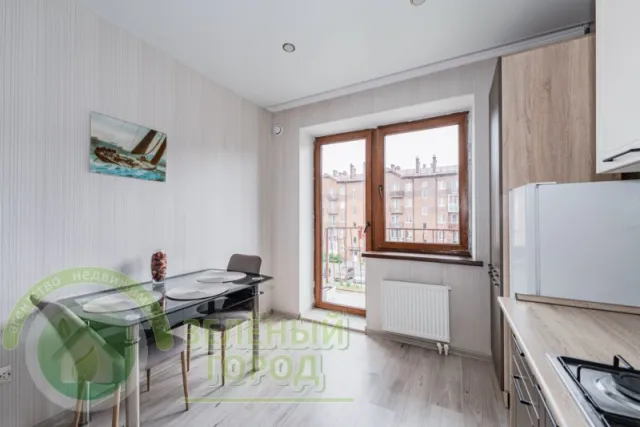 1-комнатная квартира 37.2 кв. м Пионерский, Рабочая улица,46