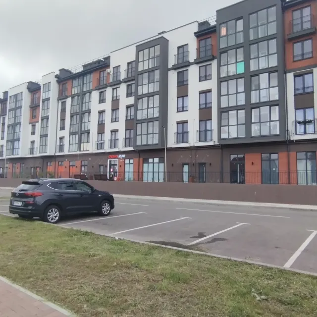 3-комнатная квартира 74 кв. м Гурьевск, Лазурная улица,18