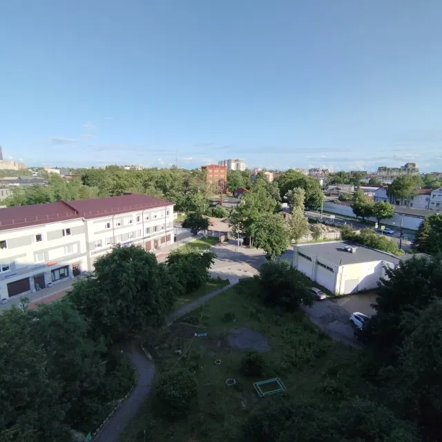 4-комнатная квартира 80 кв. м Калининград, Советский проспект,126