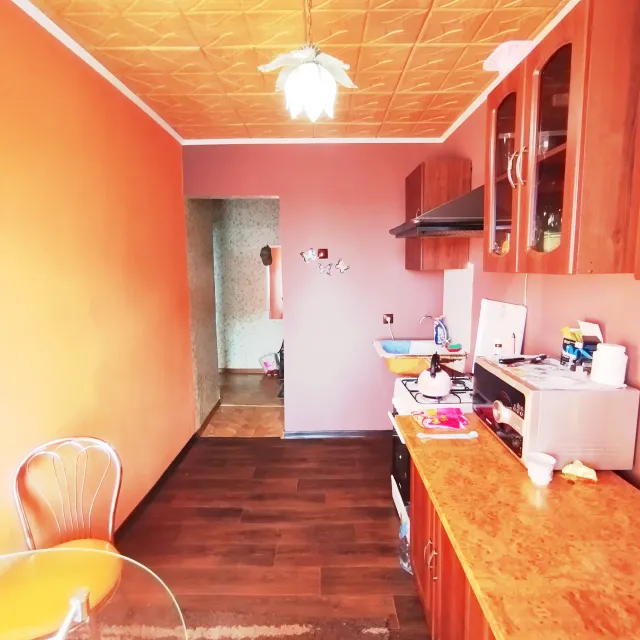 4-комнатная квартира 80 кв. м Калининград, Советский проспект,126