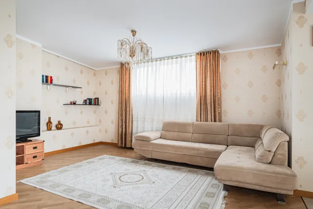 2-комнатная квартира 90.5 кв. м Светлогорск, Аптечная улица,1