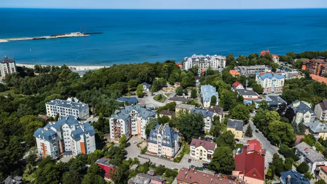 2-комнатная квартира 61.4 кв. м Пионерский, Парковая улица,2