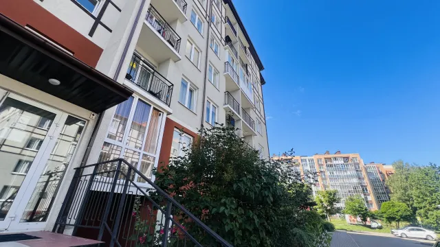 3-комнатная квартира 70.4 кв. м Светлогорск, Цветочная улица,1