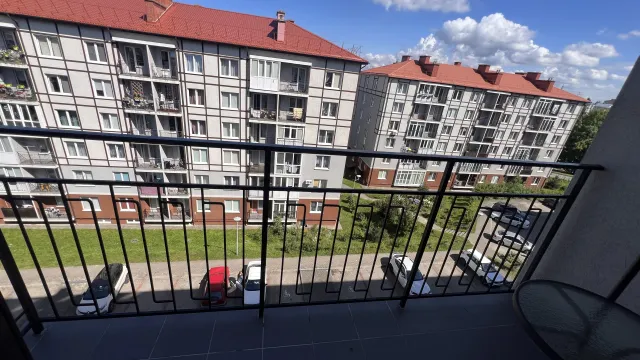 3-комнатная квартира 70.4 кв. м Светлогорск, Цветочная улица,1