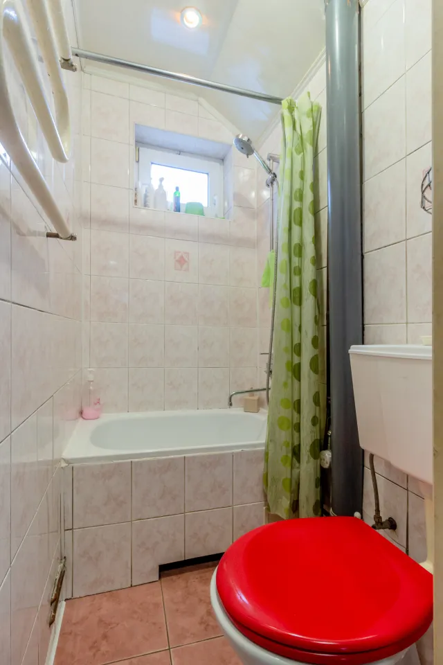 2-комнатная квартира 29.2 кв. м Калининград, улица Маршала Борзова,93