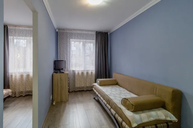 2-комнатная квартира 29.2 кв. м Калининград, улица Маршала Борзова,93