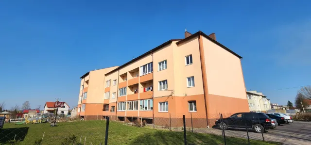 4-комнатная квартира 143 кв. м Полесск, Театральная улица,38