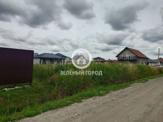 Участок 6 соток  Заозерье п. Степная ул., 6