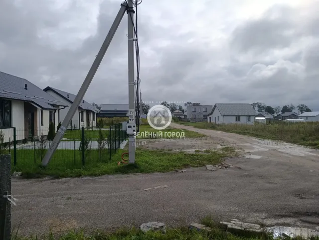 Участок 8 соток  Рассвет п. Русская ул.