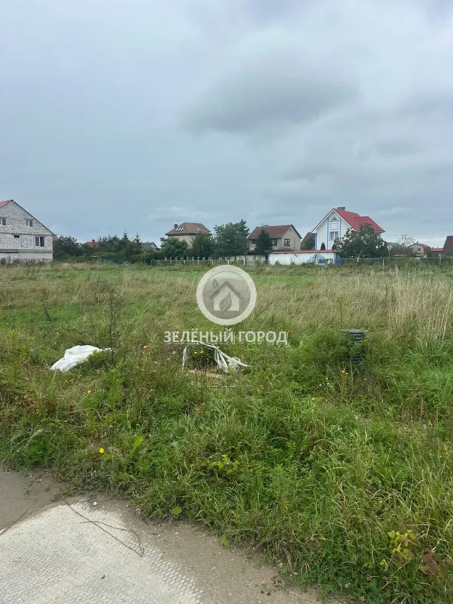 Участок 27 соток  Каменка п.