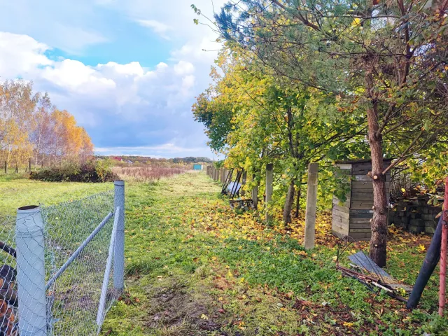 Участок 10 соток  Моховое п. Дорожная ул.