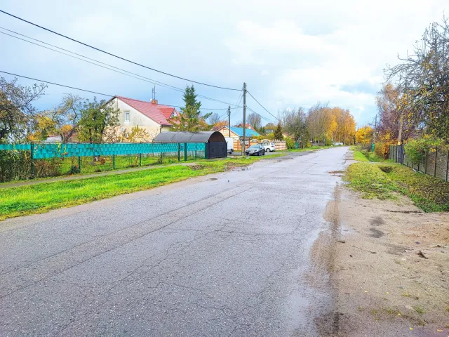 Участок 10 соток  Моховое п. Дорожная ул.