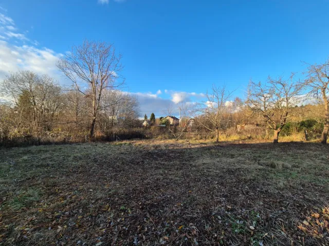 Участок 5.2 соток Пионерский г.  (фото 7 из 9)