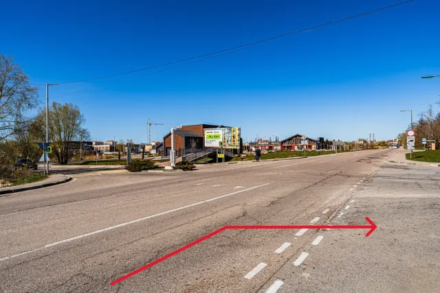 Участок 10 соток Вишневое п.  (фото 2 из 17)