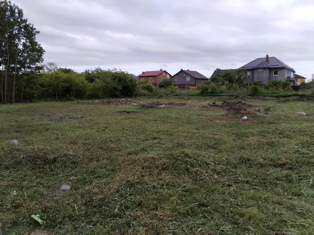 Участок 10 соток  посёлок Ново-Дорожный Новомосковская улица