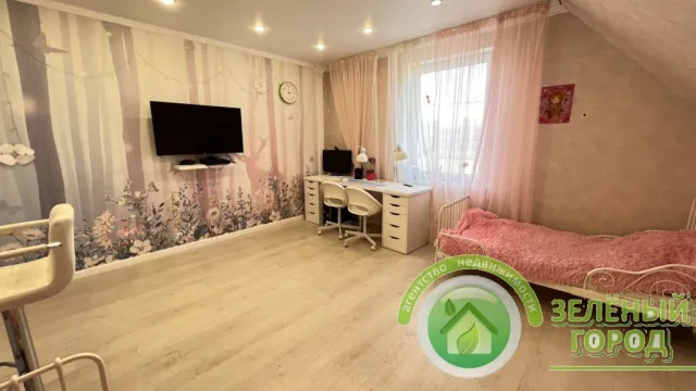 Дом 202 кв.м. Каштановка п., Зеленая ул.