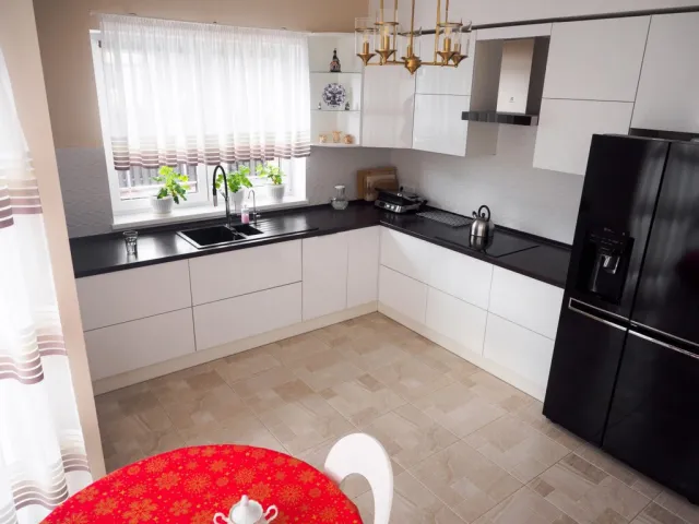 Дом 246 кв.м. Заостровье п., 1-я Волшебная ул.