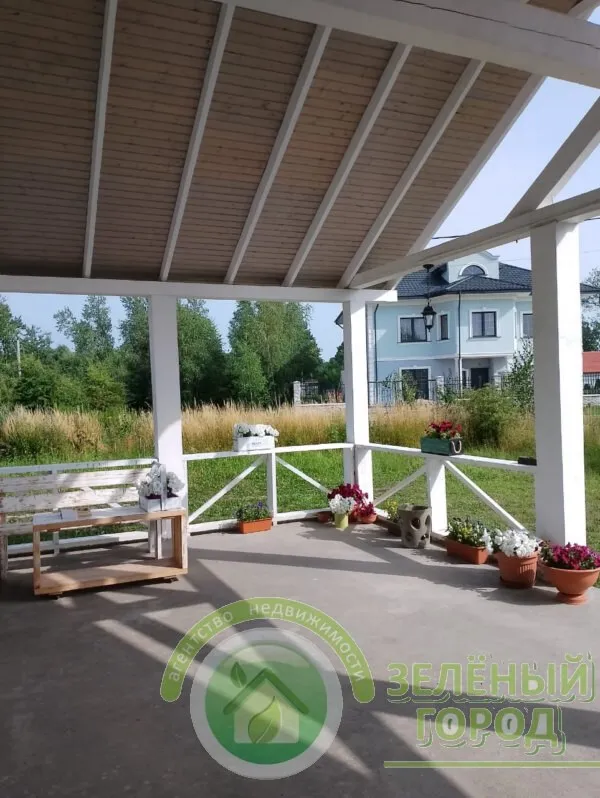 Дом 313 кв.м. Кузнецкое п., Петровская ул., 28