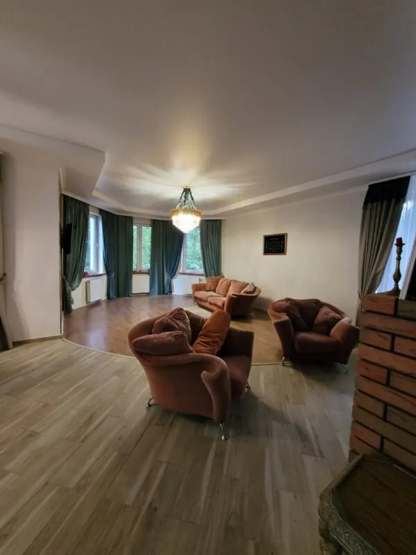 Дом 380 кв.м. Гурьевск г., Березовый пер., 3