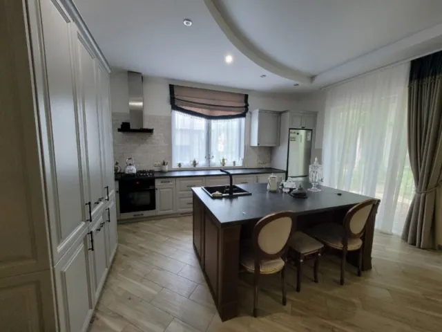 Дом 380 кв.м. Гурьевск г., Березовый пер., 3