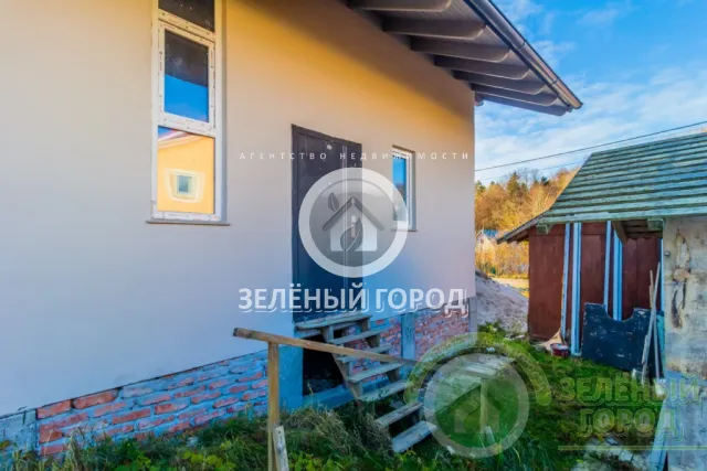 Дом 107 кв.м. Заостровье п., Изумрудная ул.