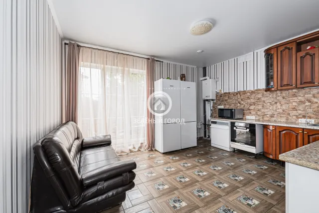 Таунхаус 140 кв.м. Светлогорск г., Яблоневая ул., 48