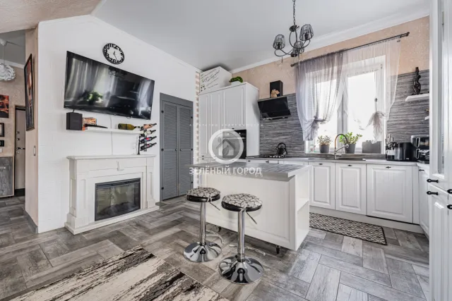 Дом 141.1 кв.м. Гурьевск г., 50 - летия Победы ул.