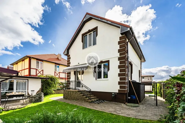 Дом 141.1 кв.м. Гурьевск г., 50 - летия Победы ул.