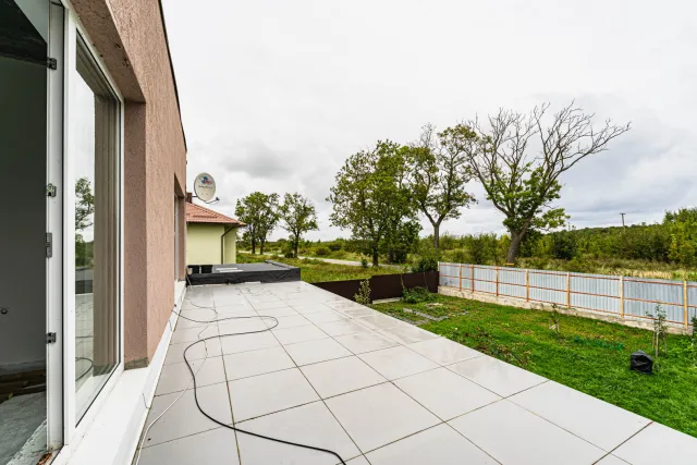 Дом 257.8 кв.м. Заостровье п., 1-я Сказочная ул., 17