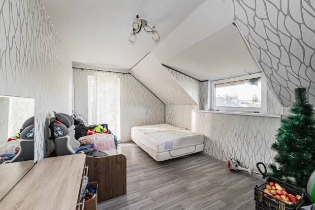 Дом 100 кв.м. Горбатовка п., Одуванчика пер.