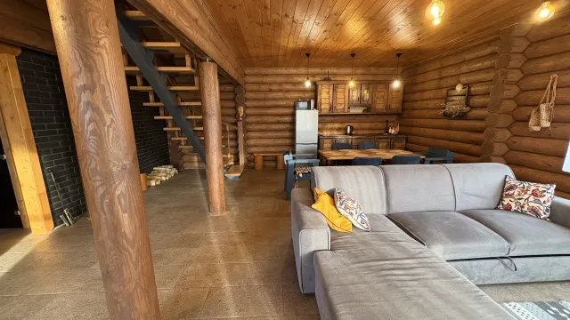 Дом 120 кв.м. Заостровье п., Сказочная ул., 1