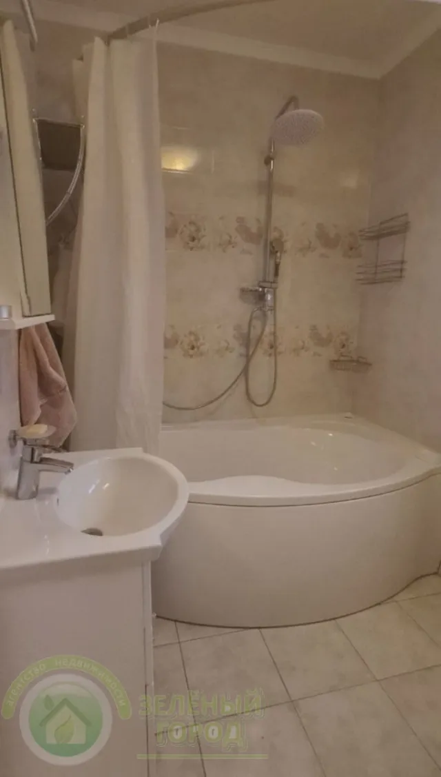 Дом 158 кв. м Калининград, переулок Алексея Толстого,3