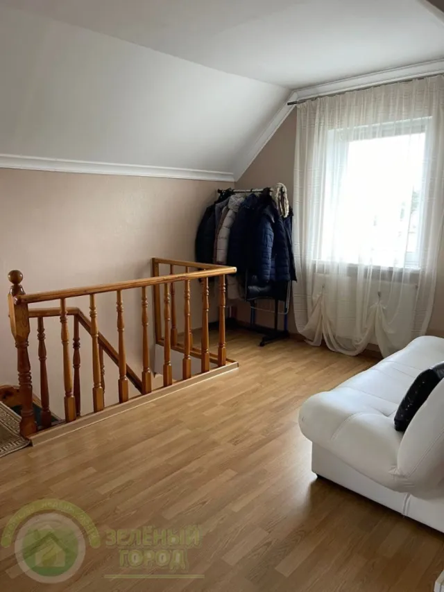 Дом 217 кв. м посёлок Малое Луговое, Молодёжная улица,10