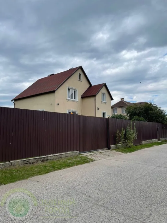 Дом 217 кв. м посёлок Малое Луговое, Молодёжная улица,10
