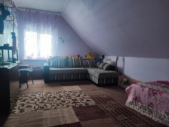 Часть дома 166 кв. м посёлок Мельниково, Центральная улица