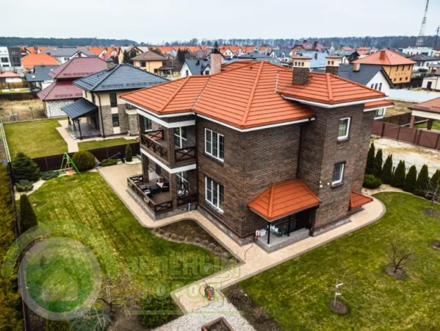 Дом 234 кв. м посёлок Заостровье, Жемчужная улица,5