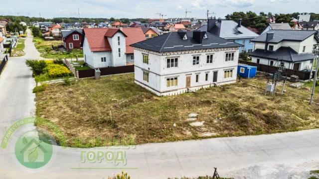 Дом 369 кв. м посёлок Заостровье, Тисовая улица