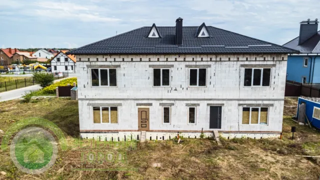 Дом 369 кв. м посёлок Заостровье, Тисовая улица