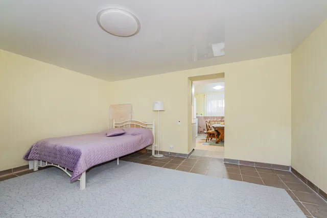 помещение свободного назначения 90 кв.м. Пионерский г., Пионерская ул., 15