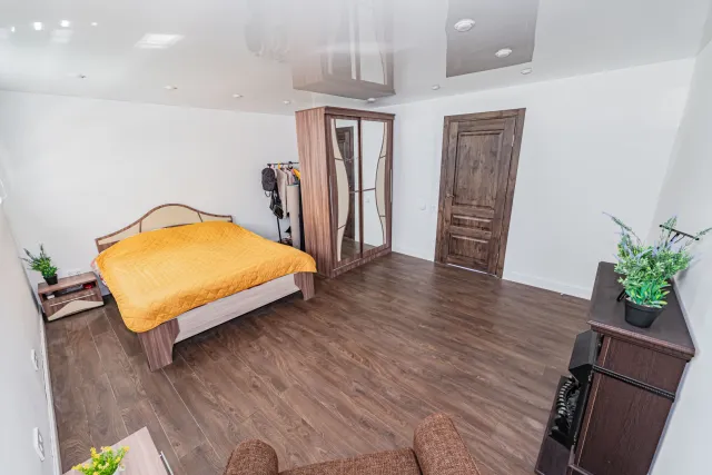 помещение свободного назначения 90 кв.м. Пионерский г., Пионерская ул., 15