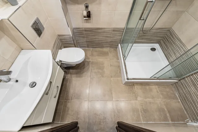 помещение свободного назначения 90 кв.м. Пионерский г., Пионерская ул., 15