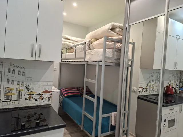 Помещение свободного назначения 19.3 кв.м. Светлогорск г., Майский проезд, 17 (фото 1 из 15)