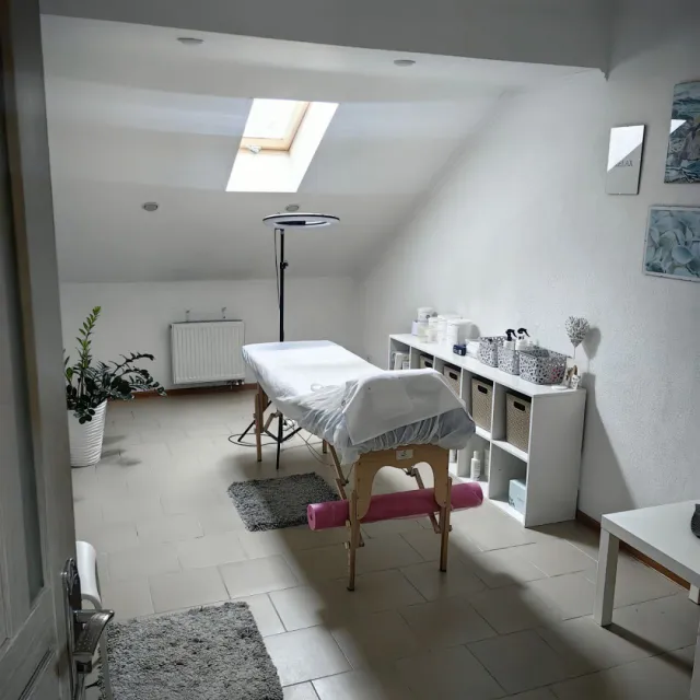 Офисное помещение 16 кв.м. Гурьевск г., Пражский б-р., 1, литера д (фото 3 из 5)